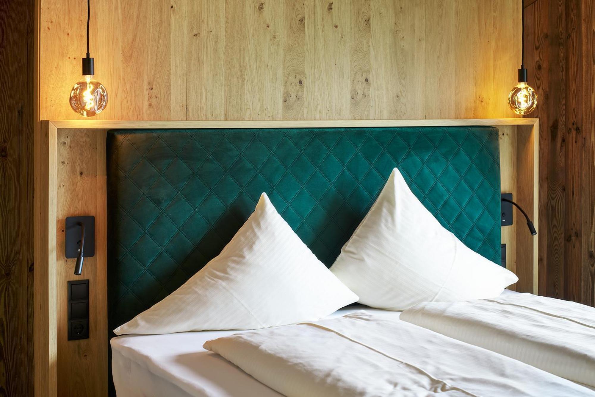 Stern Hotel 3*